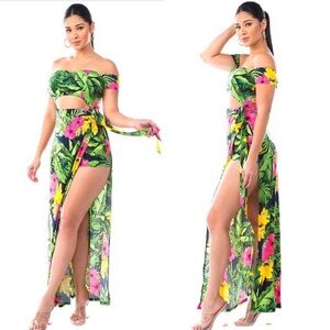 OFF-SHOULDER & OPEN BELLY MAXI-DRESSES